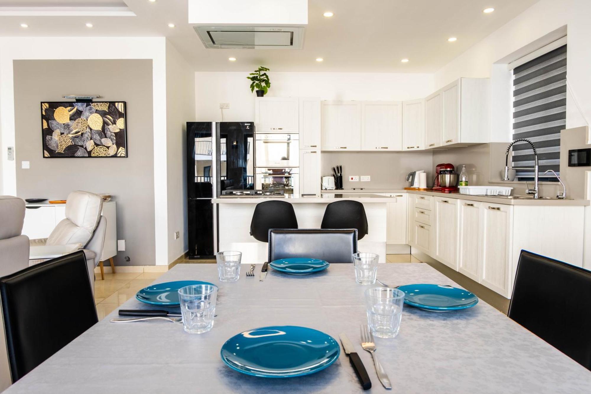 Mellieha, Luxury 3 Bedroom Azure Maisonette Extérieur photo